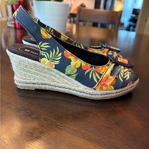 Tropical floral sling back jute wedges